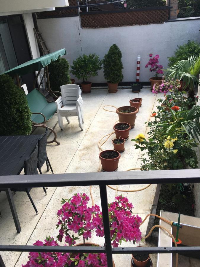 Appartamento 10 Shindisi Street,Tbilisi Esterno foto