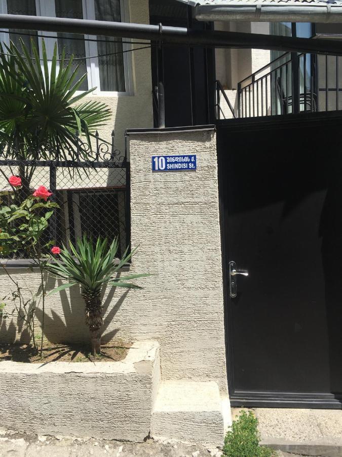 Appartamento 10 Shindisi Street,Tbilisi Esterno foto