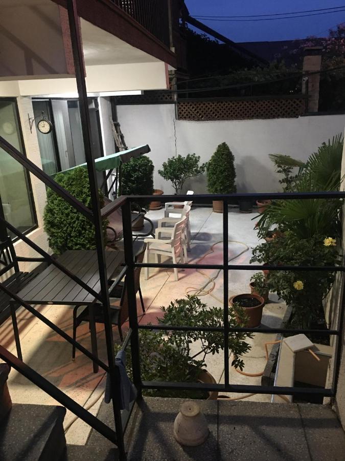Appartamento 10 Shindisi Street,Tbilisi Esterno foto