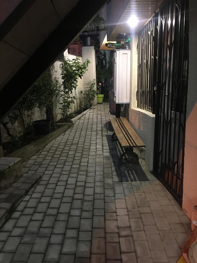 Appartamento 10 Shindisi Street,Tbilisi Esterno foto